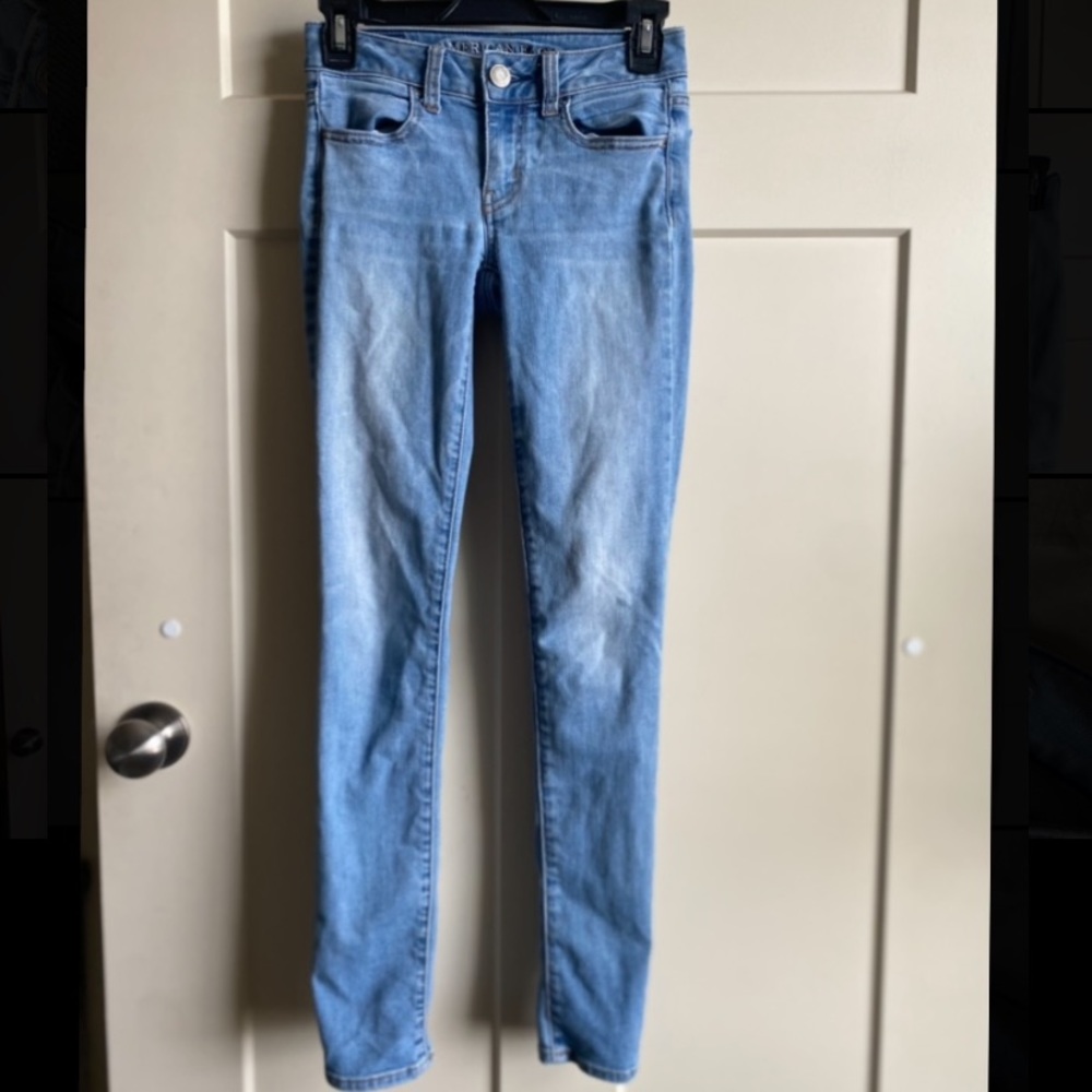 American Eagle Low Rise Jeans